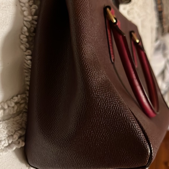 Coach EUC Satchel or Crossbody bag. Beautiful plum with raspberry handles. - Picture 7 of 15